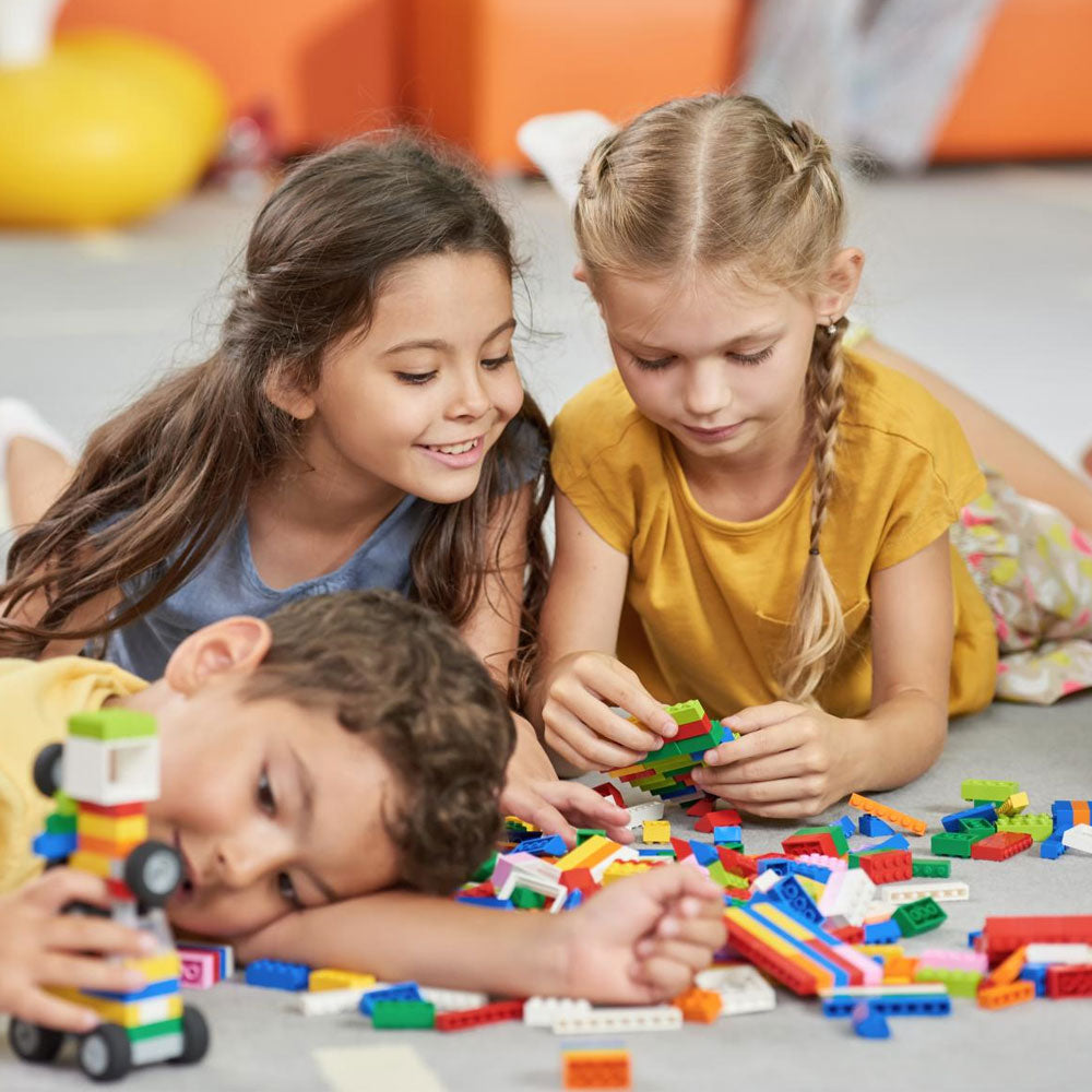 Why choose building blocks toys for children？